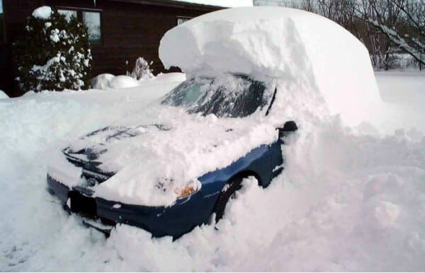 How to Get Your Car Out of the Snow - Global Cars Brands